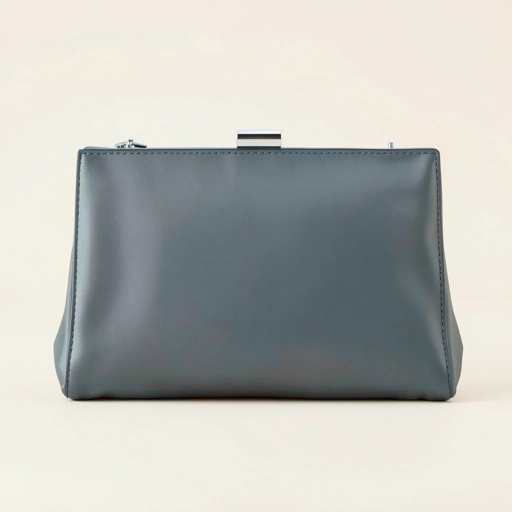 Rosaire Étoile Clutch in Charcoal